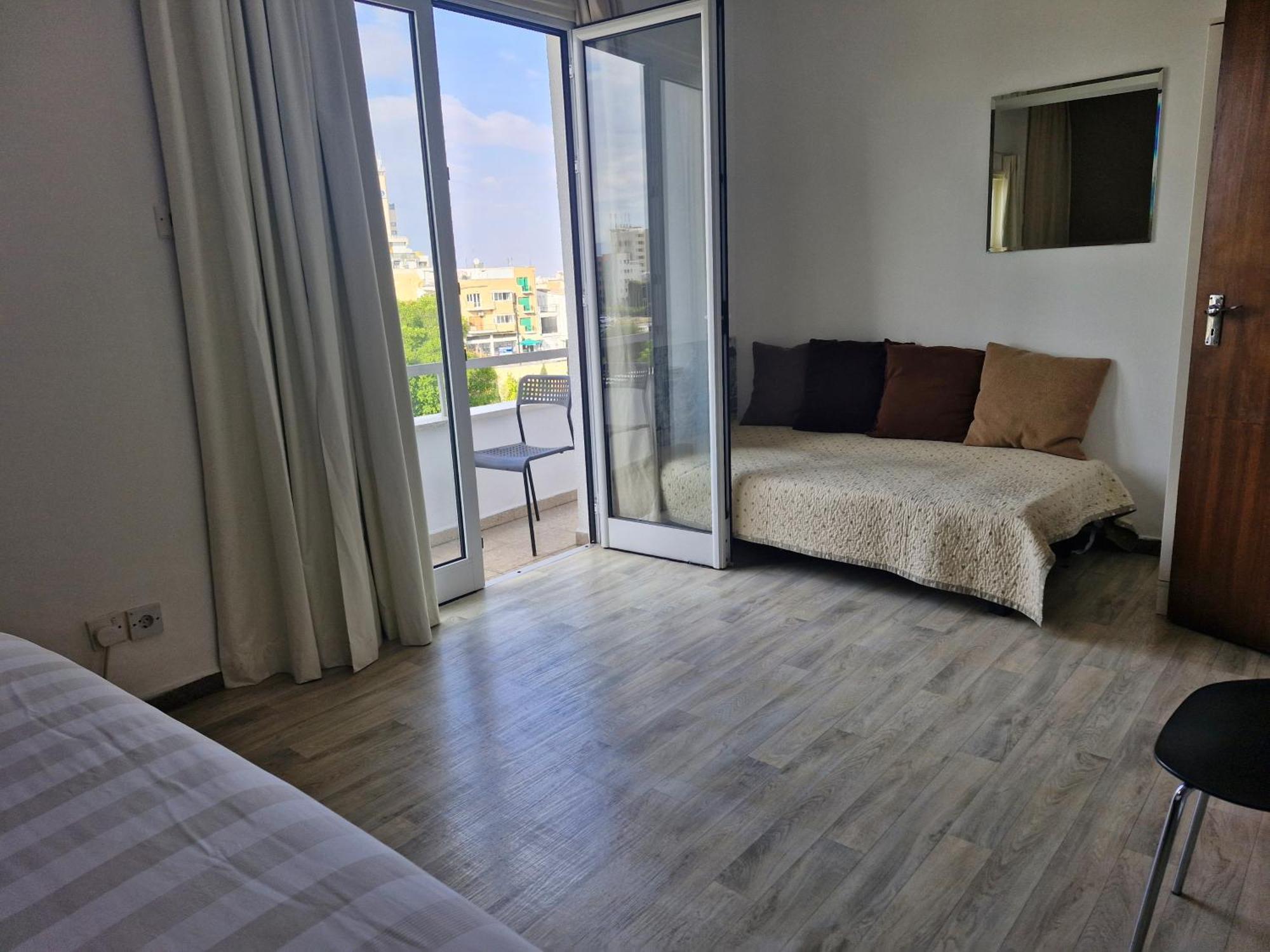 Downtown Living By 'Flats Nicosia' Apartment Exterior photo