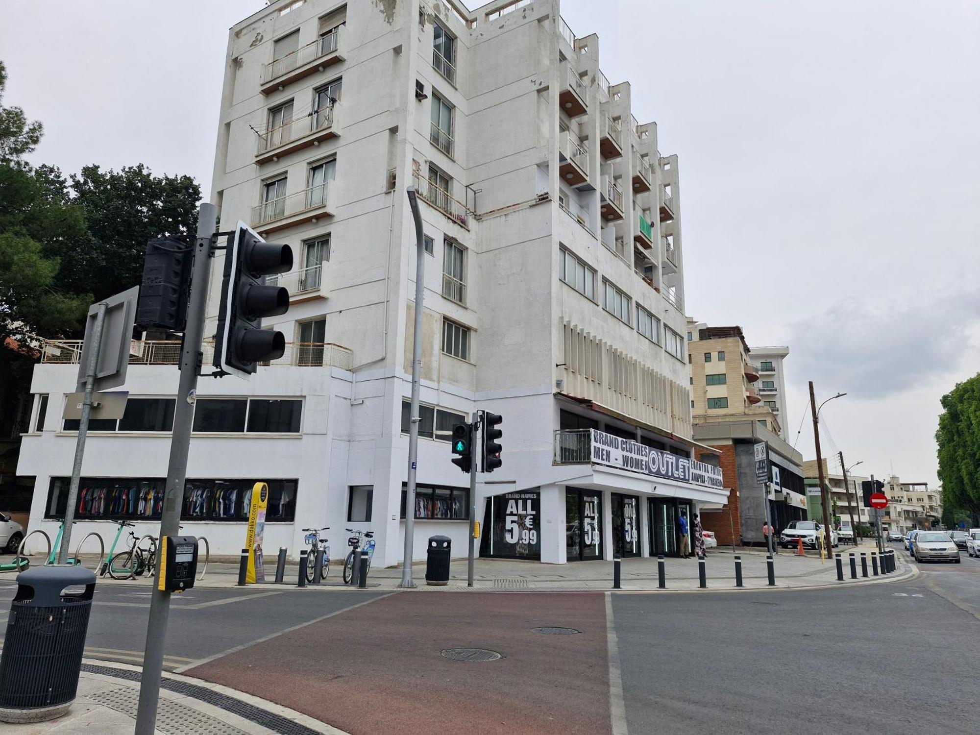 Downtown Living By 'Flats Nicosia' Apartment Exterior photo